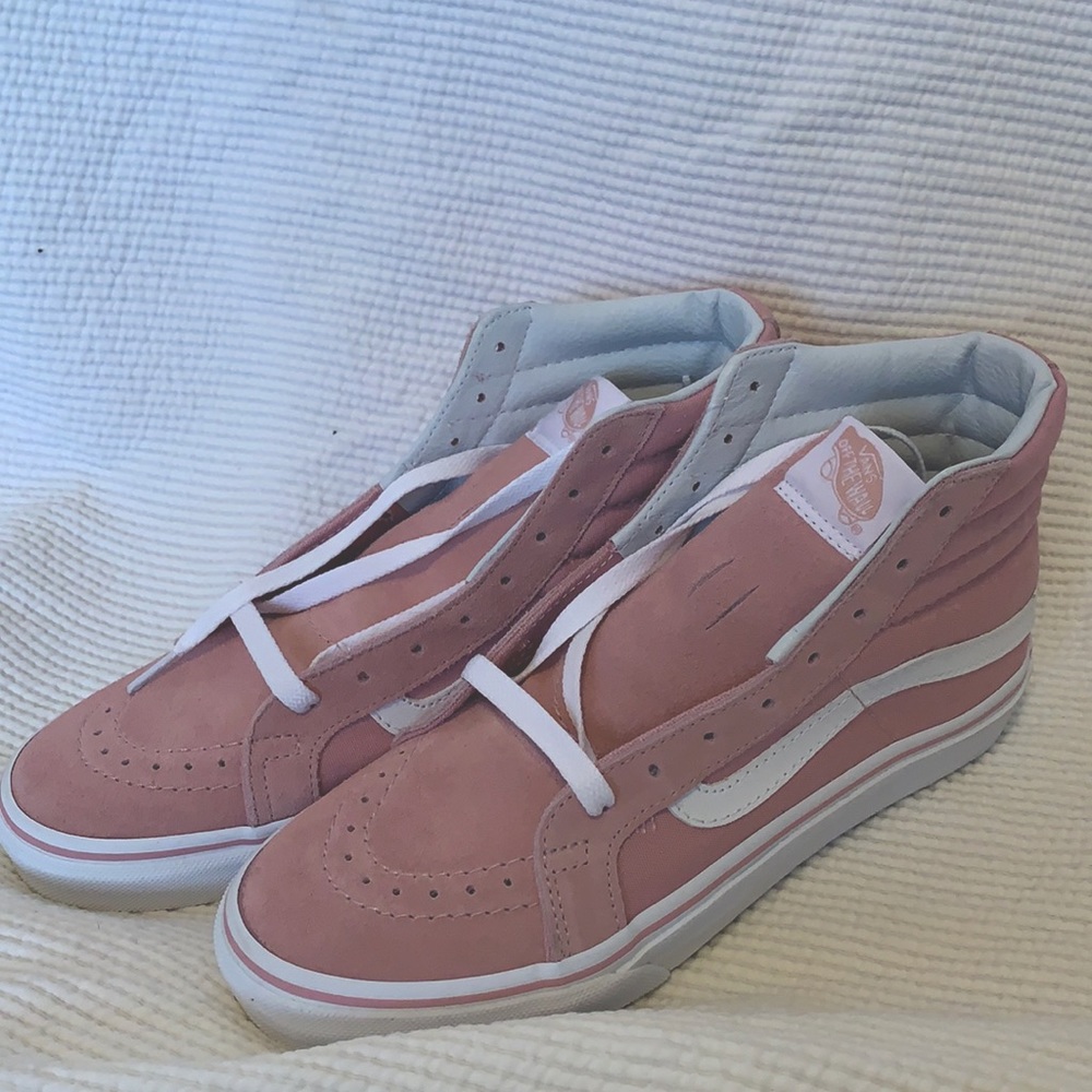 Woman size 7.5 vans sk8.